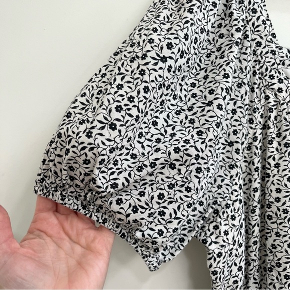 Old Navy Black & White Floral Smocked Puff Sleeve Square Neckline Mini Dress 2X - Picture 5 of 11